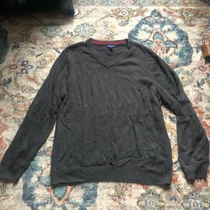 Gray Falls Creek V Neck sweater large
